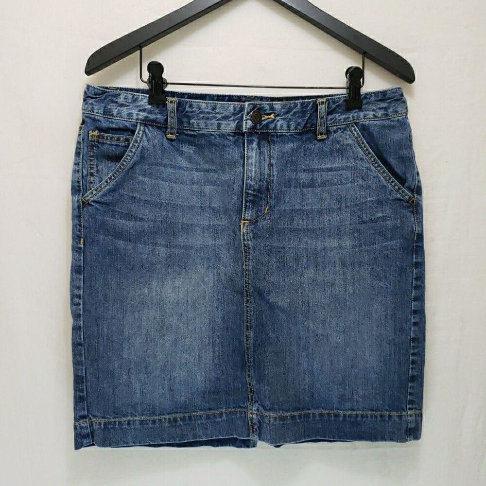 Merona Denim Mini Skirt Women's Size 12 Blue Jean Pockets Casual Classic